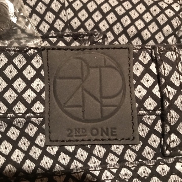 2nd One pants - Picture 4 of 4